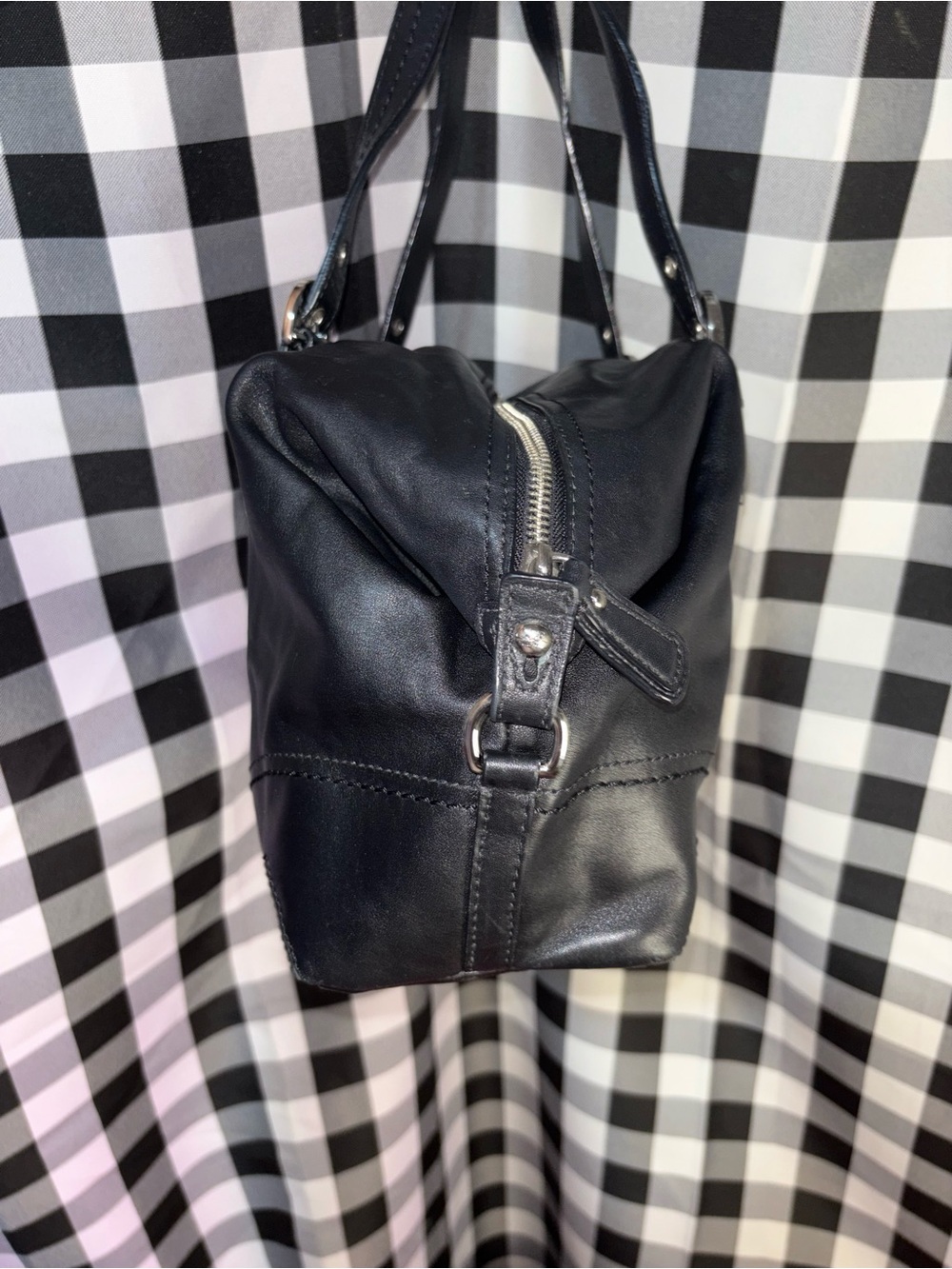 Coach SoHo Black Leather Shoulder Bag 2011 - Picture 3 of 8